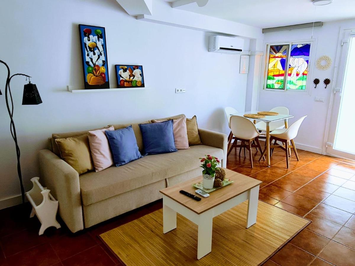 Apartamento Pitato Nuevo, Cerca De La Playa, Parking En La Puerta Del